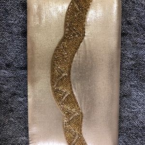 Gold clutch